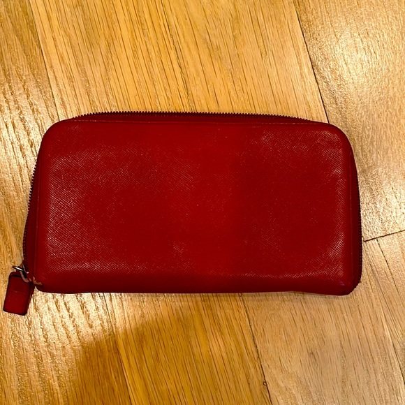 Prada wallet - Picture 2 of 3